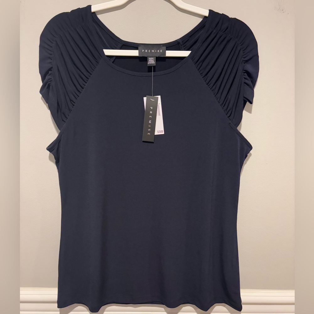 Women's Short Sleeve Navy Blue Top - Size Medium